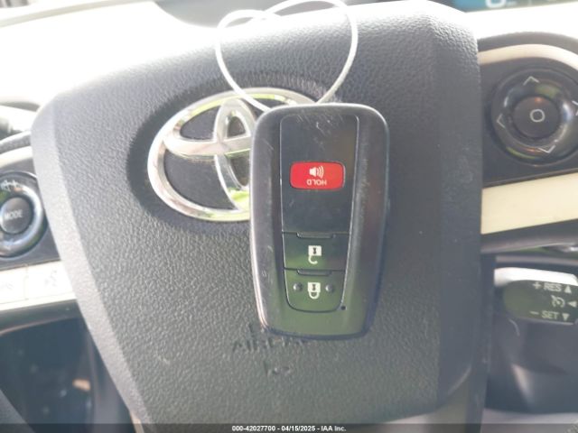JTDKBRFUXG3503142 Toyota Prius Two