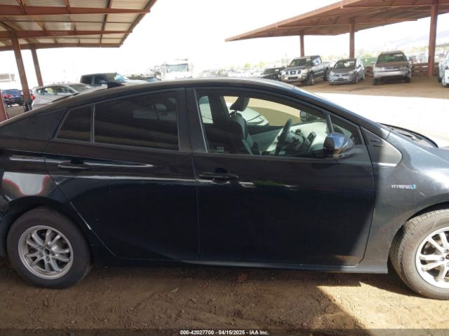 JTDKBRFUXG3503142 Toyota Prius Two