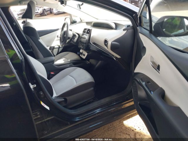 JTDKBRFUXG3503142 Toyota Prius Two