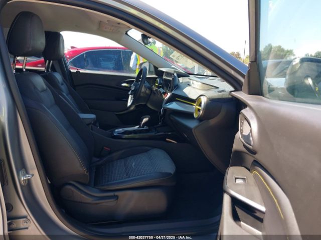 2025 CHEVROLET TRAX KL77LHEP3SC083741 Photo 4