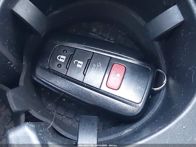 2T3W1RFV8PW267424 Toyota Rav4 Xle