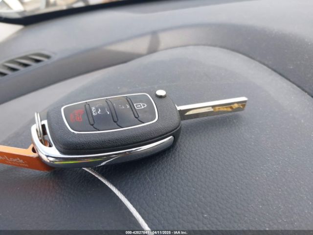 5XYZUDLB3GG308266 Hyundai Santa Fe Sport 2.4l