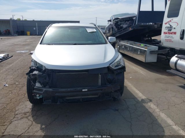 5XYZUDLB3GG308266 Hyundai Santa Fe Sport 2.4l