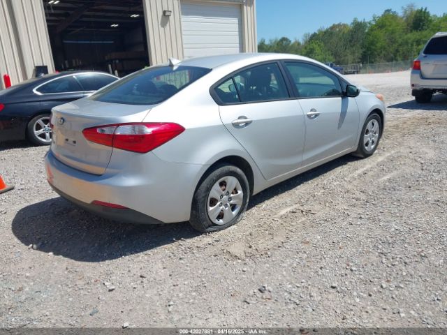 KNAFK4A61G5559064 KIA FORTE LX