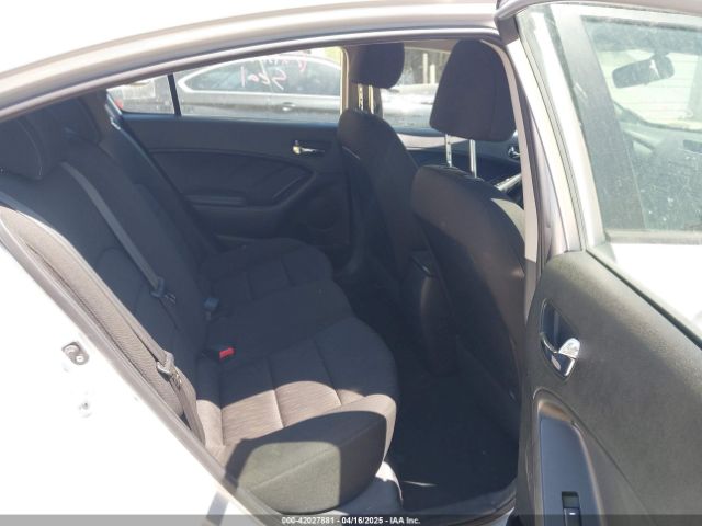 KNAFK4A61G5559064 KIA FORTE LX