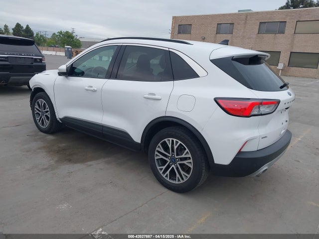 1FMCU9H69LUB11816 Ford ESCAPE SEL