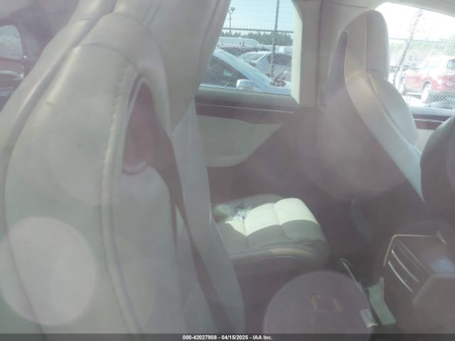 5YJXCBE26JF087126 Tesla Model X 100d/75d/p100d