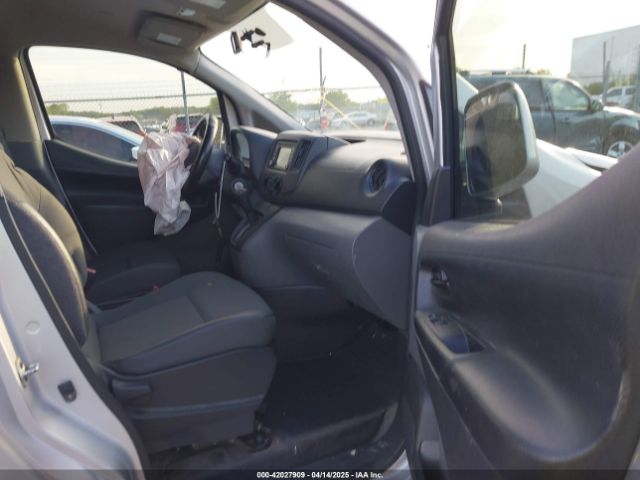 3N6CM0KN9HK693999 Nissan NV200 SV