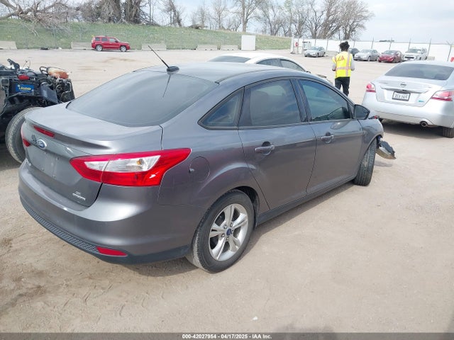 1FADP3F21EL161895 Ford FOCUS SE