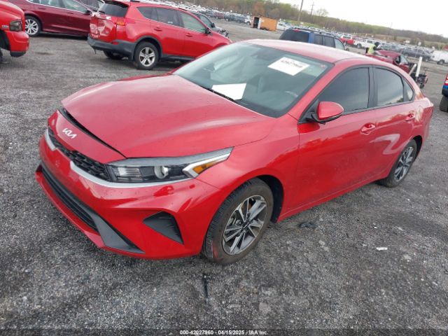 3KPF24AD3NE437454 KIA Forte Lxs