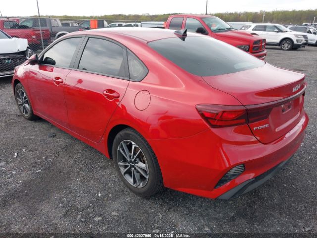 3KPF24AD3NE437454 KIA Forte Lxs