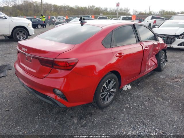 3KPF24AD3NE437454 KIA Forte Lxs