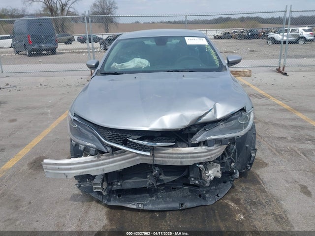 Chrysler 200 Limited 2015 1C3CCCAB8FN574495 Image 12