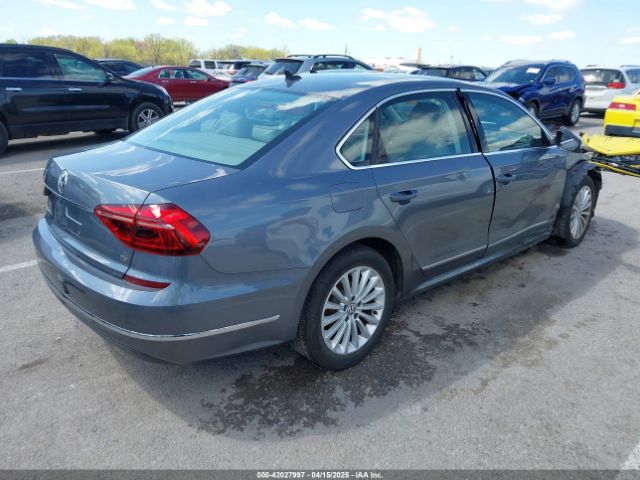 1VWBT7A3XHC015940 Volkswagen Passat 1.8t Se