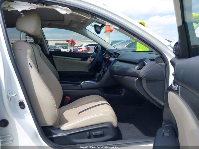JHMFC1F94JX009112 Honda Civic Touring