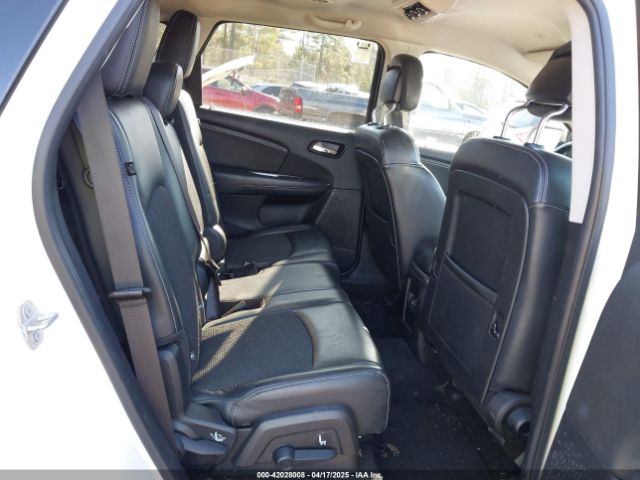 3C4PDDGGXKT848891 Dodge Journey Crossroad Awd