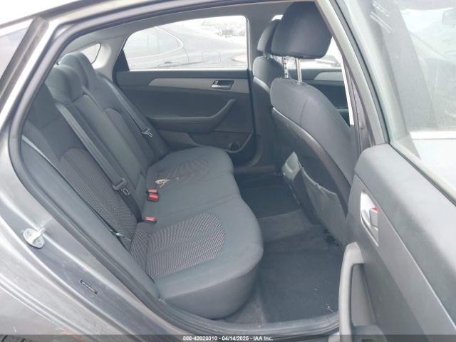 5NPE24AF9JH688952 Hyundai SONATA SE