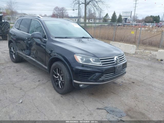 2015 VOLKSWAGEN TOUAREG WVGEF9BP2FD005023