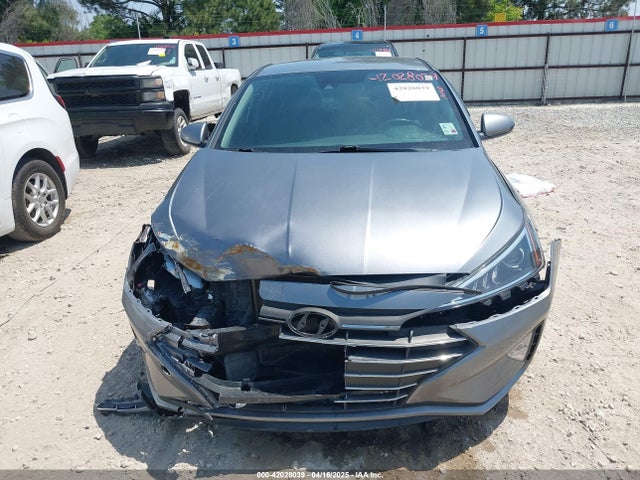 KMHD84LF4KU749229 Hyundai ELANTRA SEL