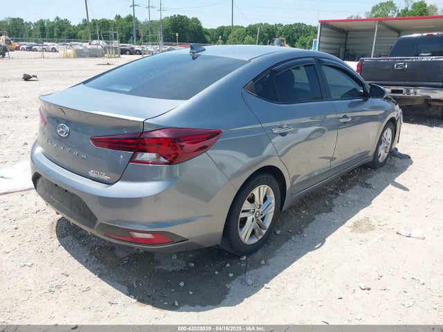 KMHD84LF4KU749229 Hyundai ELANTRA SEL