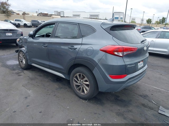 KM8J33A48JU682789 Hyundai TUCSON SEL
