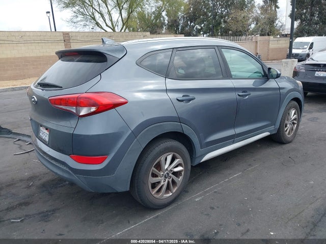 KM8J33A48JU682789 Hyundai TUCSON SEL