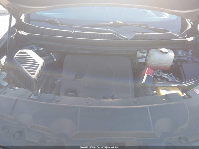 1GNERJKW9KJ273686 Chevrolet Traverse Rs