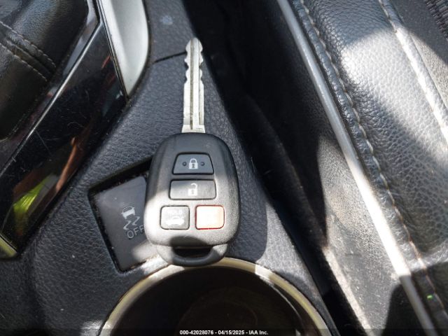 2T1BURHEXFC392064 Toyota Corolla S Plus