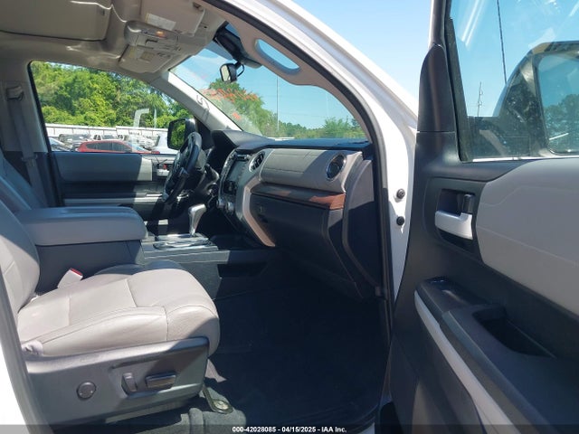 5TFFY5F14JX242251 Toyota Tundra Limited 5.7l V8