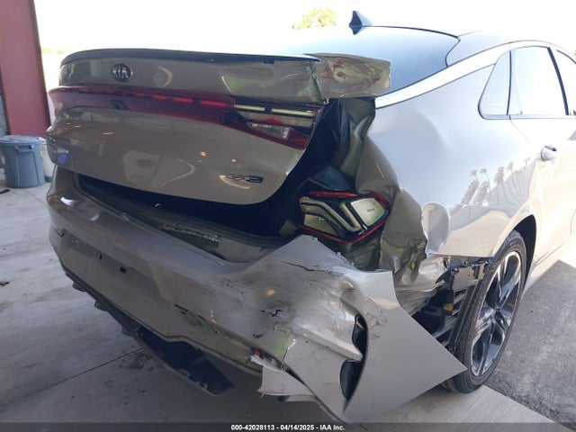 5XXG64J2XMG010463 KIA K5 Gt-line