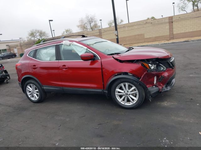 JN1BJ1CP0KW217135 Nissan Rogue Sport Sv