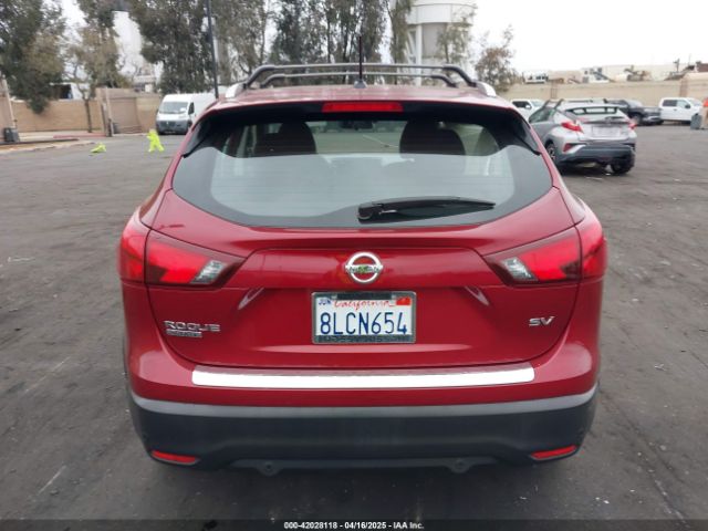 JN1BJ1CP0KW217135 Nissan Rogue Sport Sv