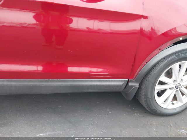 JN1BJ1CP0KW217135 Nissan Rogue Sport Sv