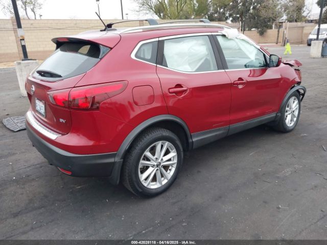 JN1BJ1CP0KW217135 Nissan Rogue Sport Sv
