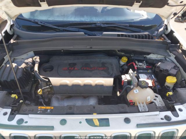 ZACCJADB3HPE54261 Jeep Renegade Limited Fwd