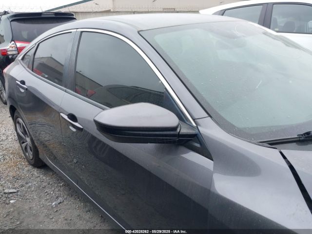 2HGFC2F63KH554710 Honda Civic Lx