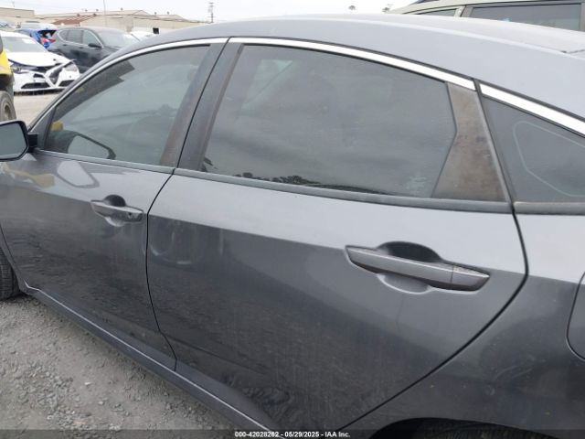 2HGFC2F63KH554710 Honda Civic Lx