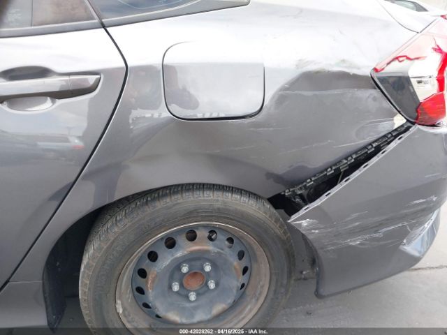 2HGFC2F63KH554710 Honda Civic Lx