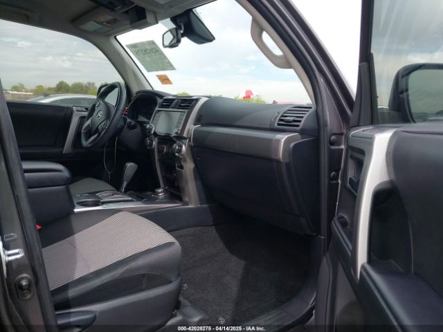 JTEMU5JR9N6069284 Toyota 4RUNNER SR5