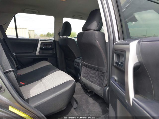 JTEMU5JR9N6069284 Toyota 4RUNNER SR5