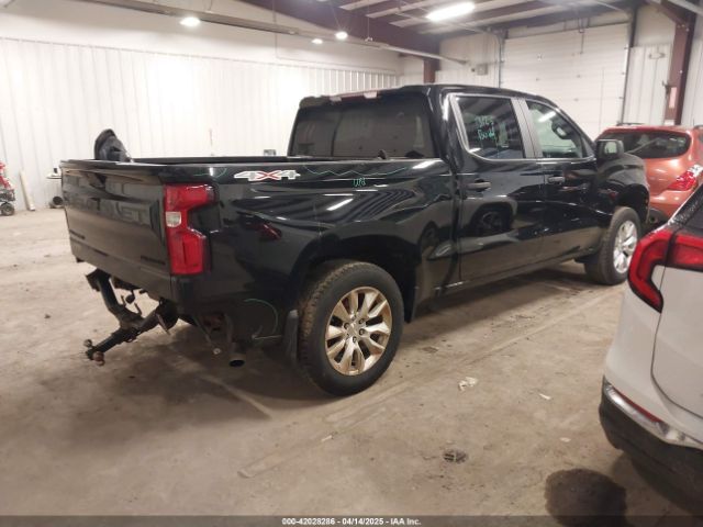 1GCPYBEK1MZ192527 Chevrolet Silverado 1500 4wd  Short Bed Custom