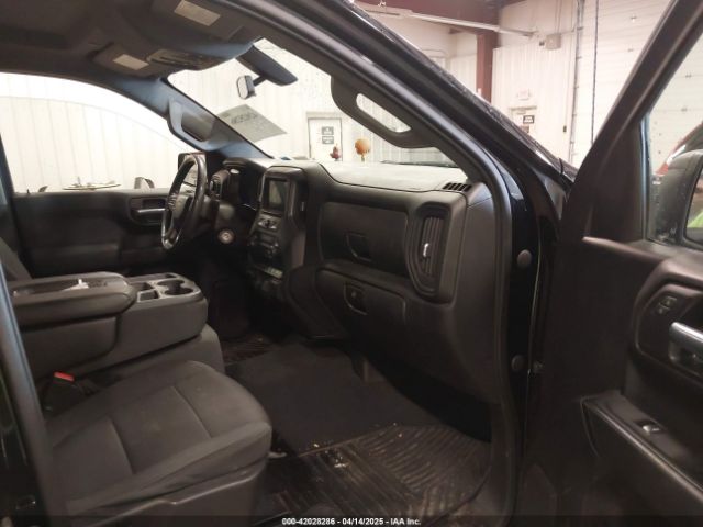 1GCPYBEK1MZ192527 Chevrolet Silverado 1500 4wd  Short Bed Custom