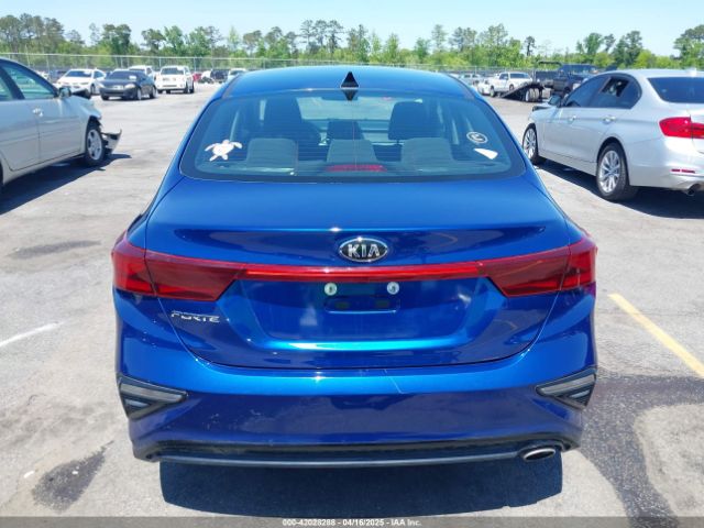 3KPF24AD3ME347767 KIA Forte Lxs