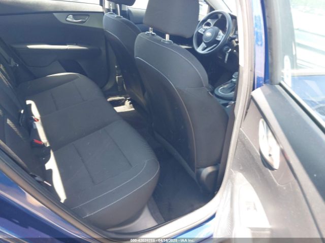 3KPF24AD3ME347767 KIA Forte Lxs