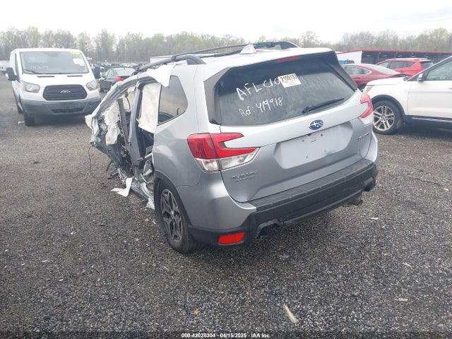 JF2SKAJC2LH509662 Subaru Forester Premium