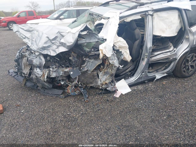 JF2SKAJC2LH509662 Subaru Forester Premium