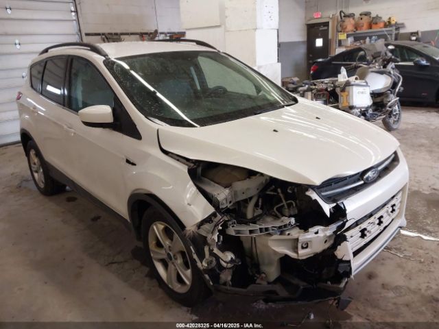 1FMCU0G94GUA90287 Ford ESCAPE SE