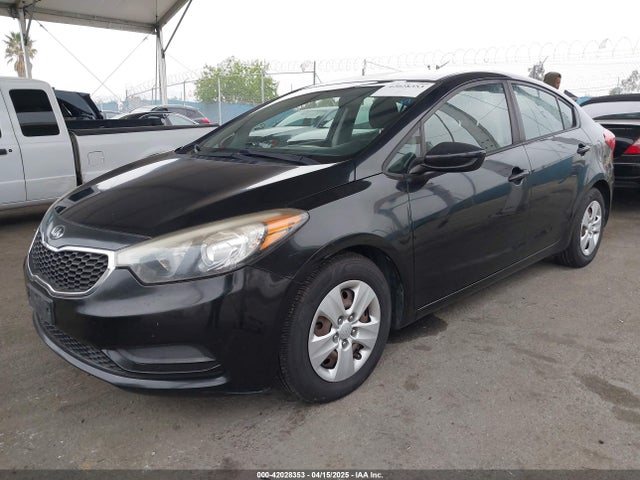 KNAFK4A66G5580833 KIA FORTE LX