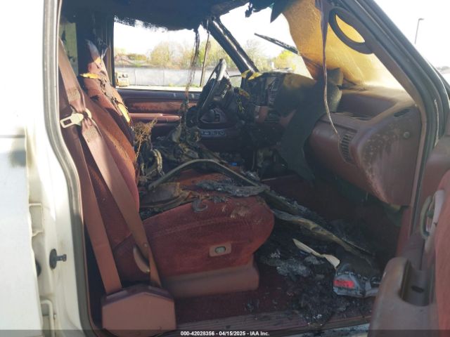 1995 CHEVROLET SUBURBAN 1GNFK16K9SJ309229 Photo 4