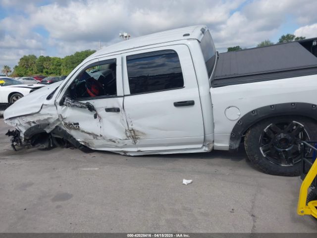 1C6RR6KG9JS299835 RAM 1500 Express  4x2 5'7 Box